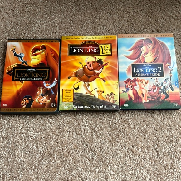 Lot of Disney The Lion King DVDs - Picture 1 of 5